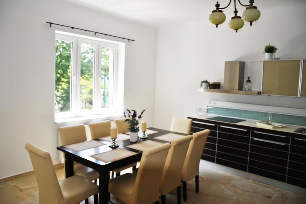 Schoenbrunn Park Apartement Wien Rum bild